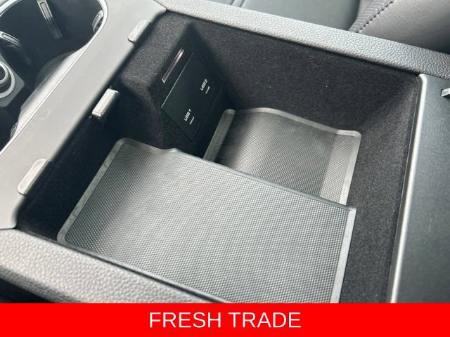 Used 2022 Porsche Cayenne Platinum Edition AWD/4WD image 35