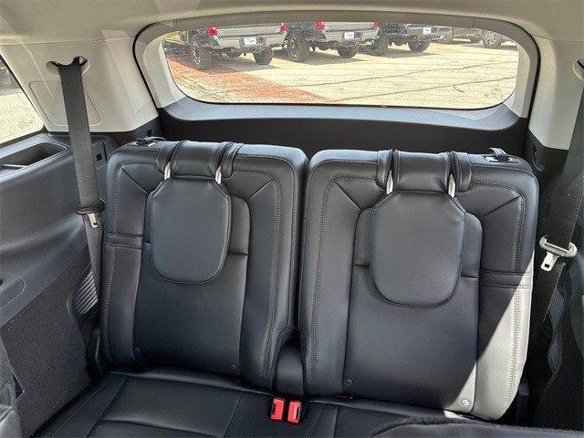 New 2025 Lincoln Aviator Reserve w/ Luxury Package image 16