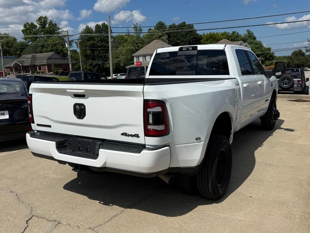 Used 2024 RAM 3500 Big Horn w/ Night Edition AWD/4WD image 6