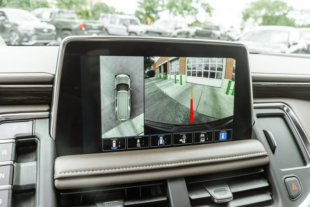 Used 2023 Chevrolet Tahoe High Country AWD/4WD image 11
