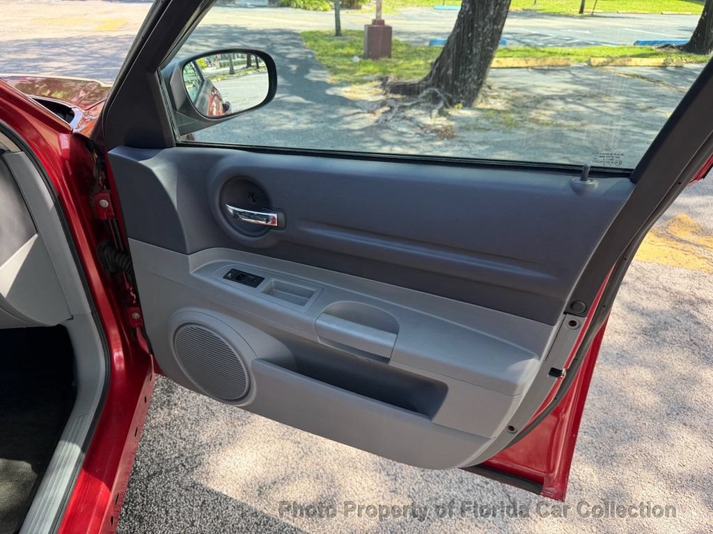 Used 2005 Dodge Magnum SE RWD image 66