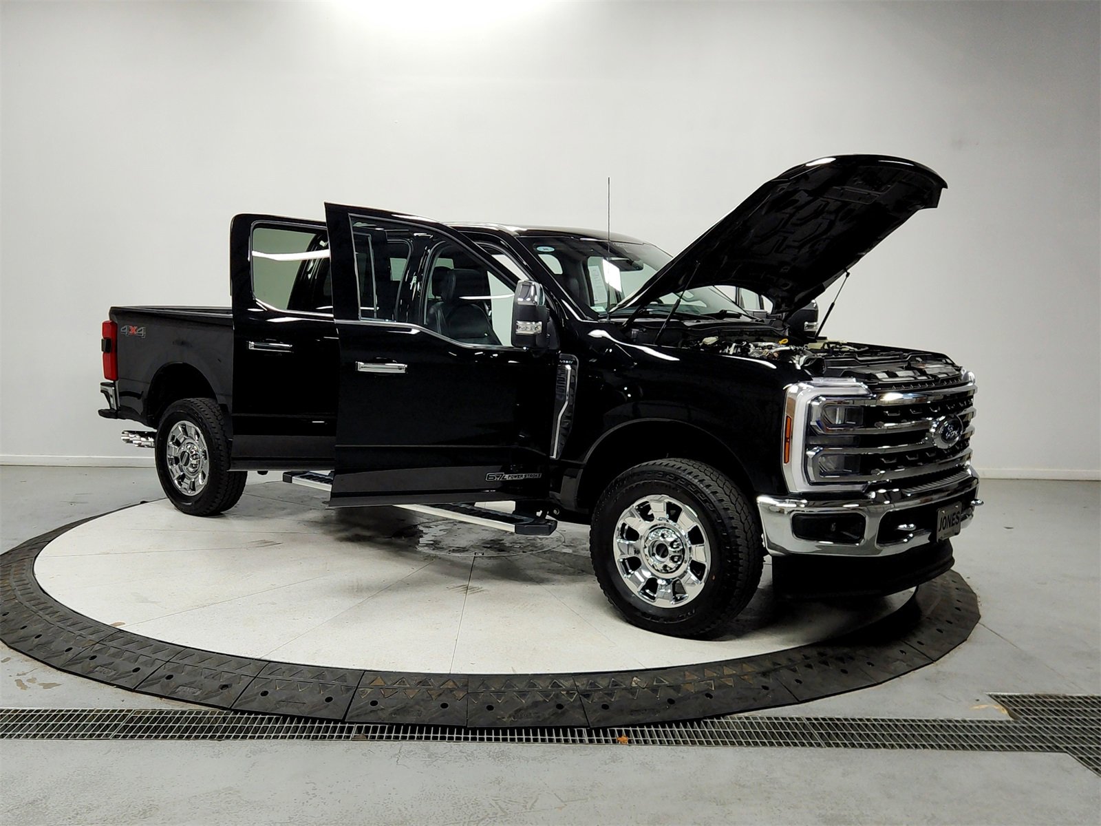 Used 2024 Ford F250 Lariat w/ Chrome Package image 9
