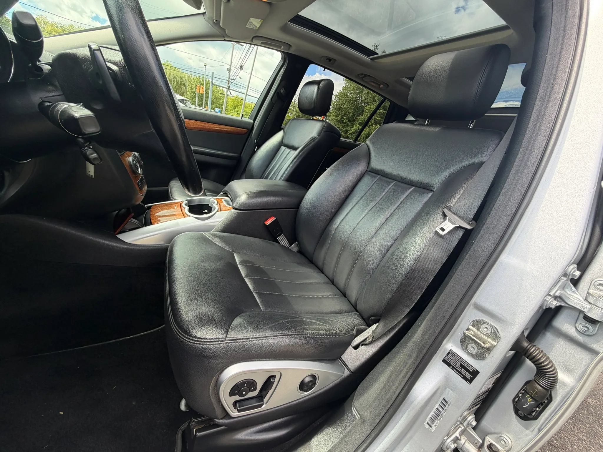 Used 2009 Mercedes-Benz R 350 4MATIC image 13