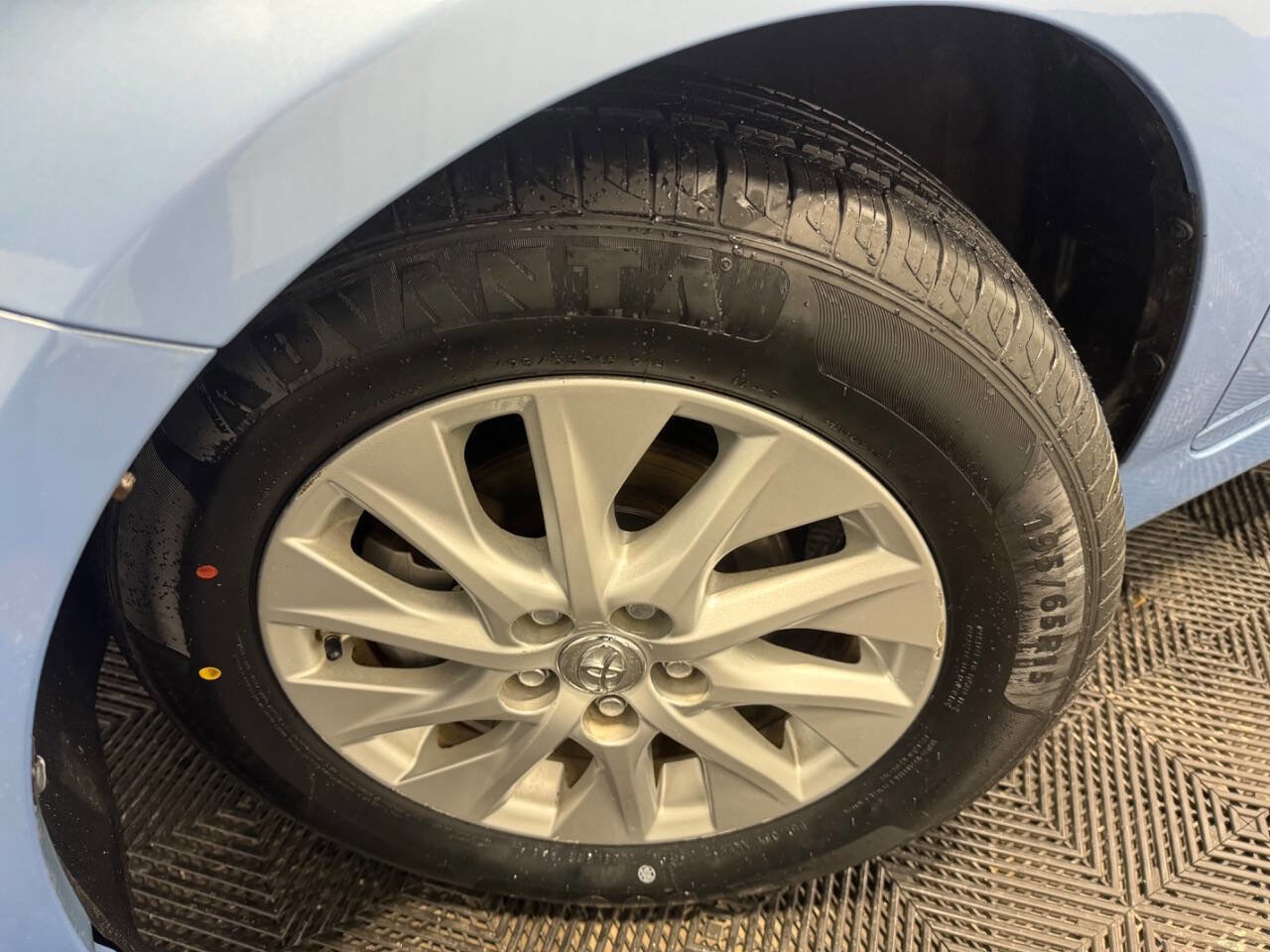 Used 2012 Toyota Prius Prime Advanced image 35