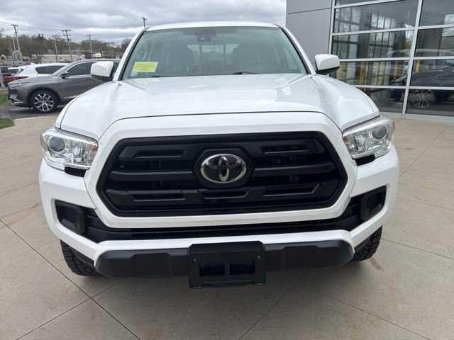 Used 2019 Toyota Tacoma SR w/ SR Convenience Package AWD/4WD image 2