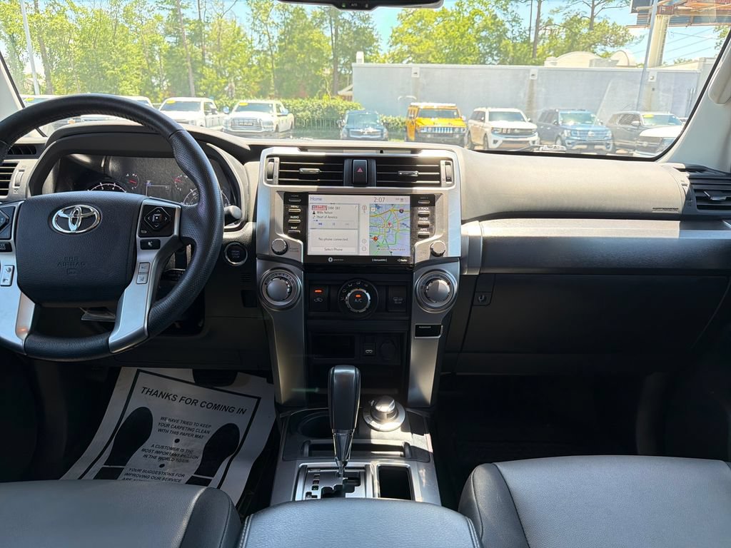 Used 2021 Toyota 4Runner SR5 Premium w/ Moonroof Package AWD/4WD image 15