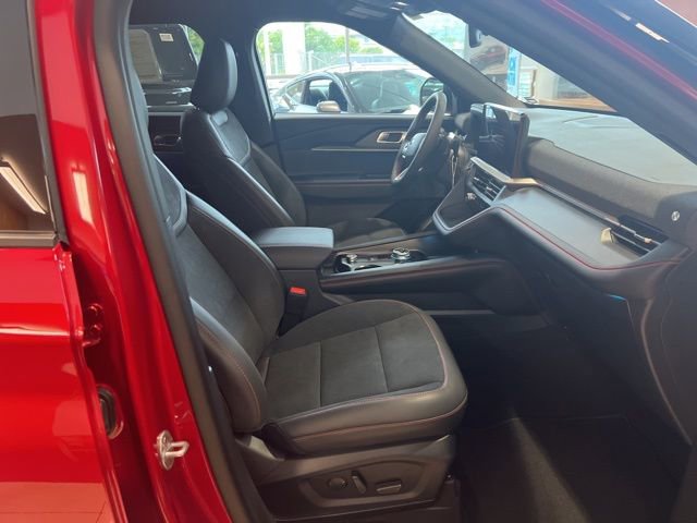 New 2026 Ford Explorer ST RWD image 4