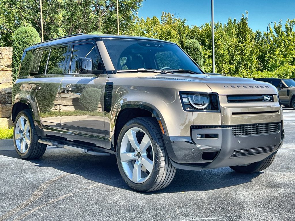 New 2026 Land Rover Defender 110 X-Dynamic SE AWD/4WD image 7