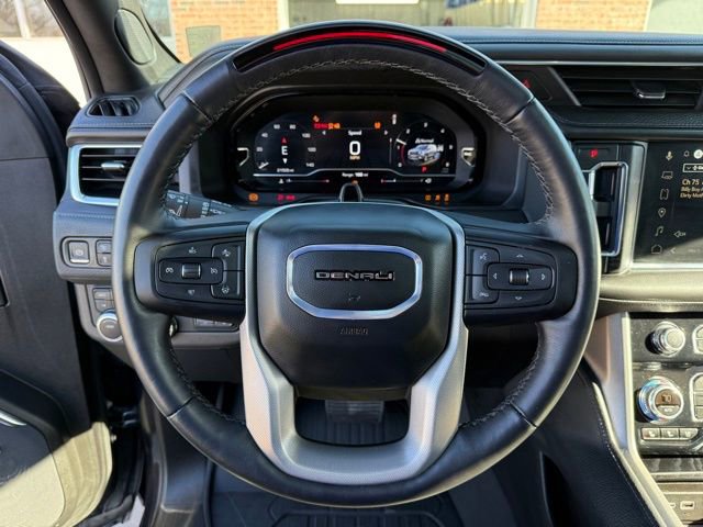 Used 2024 GMC Yukon XL Denali w/ Advanced Technology Package image 28