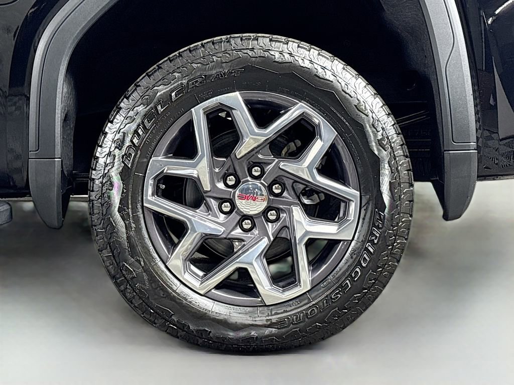 New 2026 GMC Sierra 1500 SLT w/ SLT Premium Package image 32