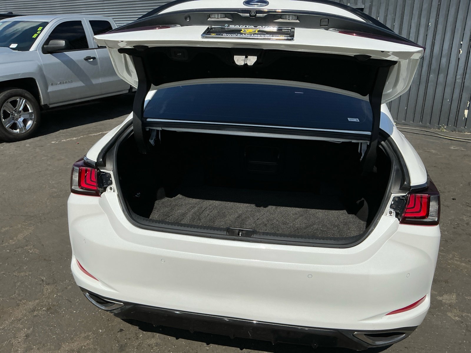 Used 2023 Lexus ES 350 F Sport w/ Accessory Package (Z2) image 26