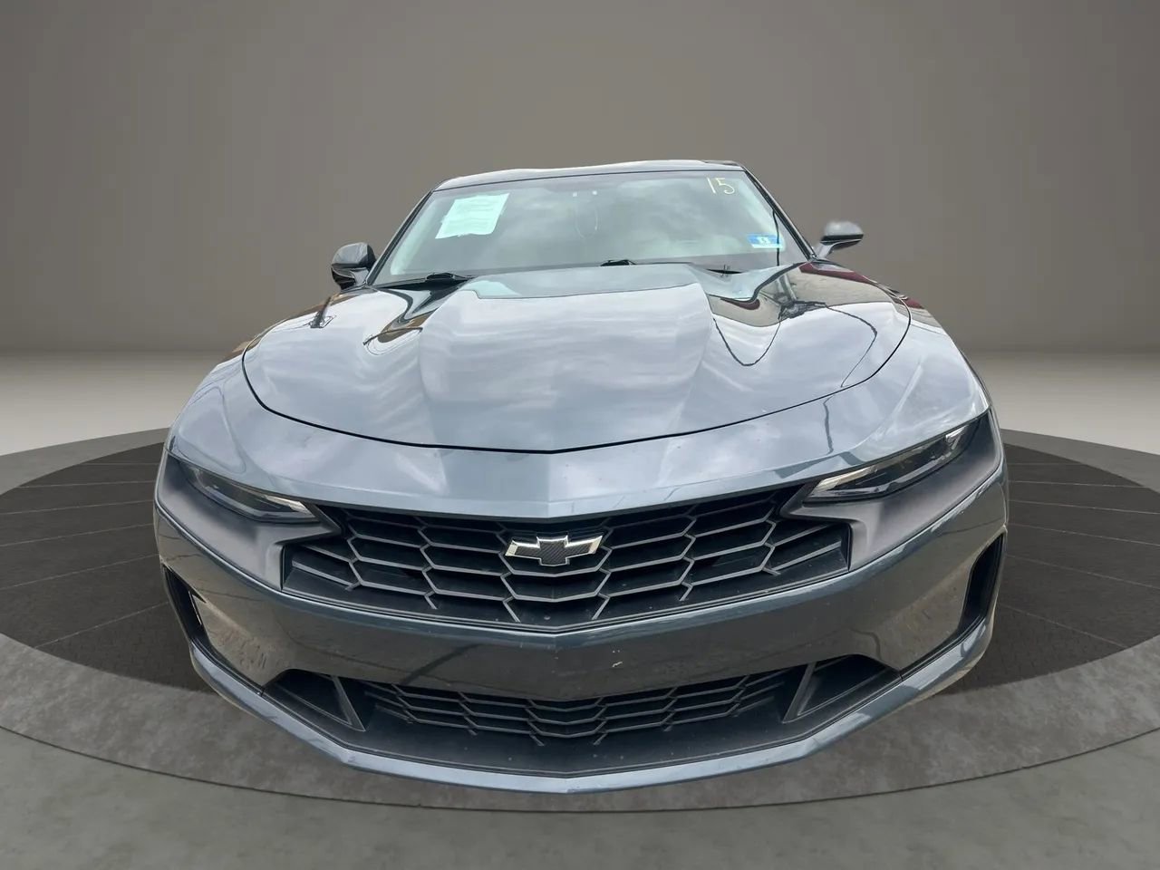 Used 2020 Chevrolet Camaro LT RWD image 2