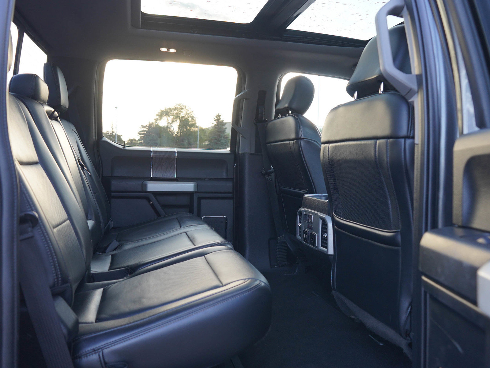 Used 2019 Ford F250 Lariat AWD/4WD image 15