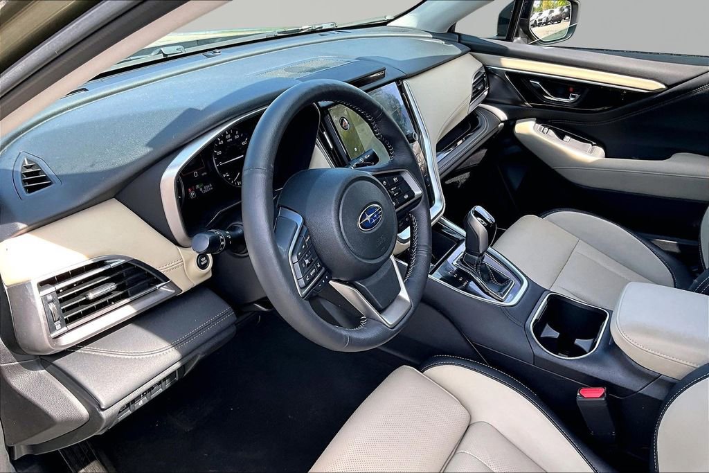 Used 2023 Subaru Outback Limited image 15