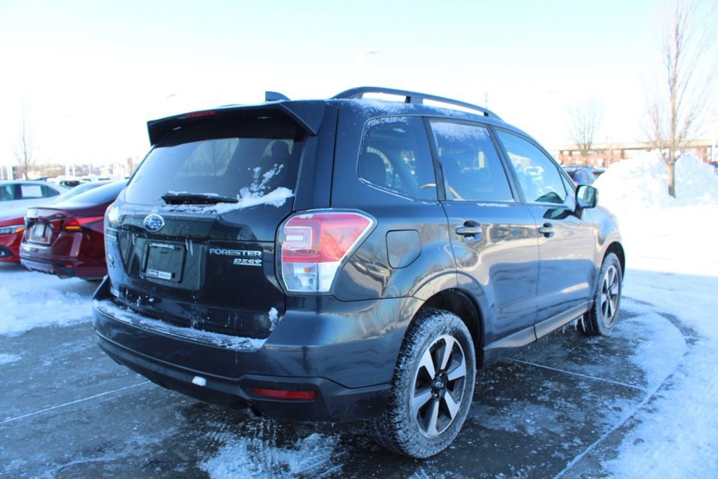 Used 2017 Subaru Forester 2.5i Premium image 7