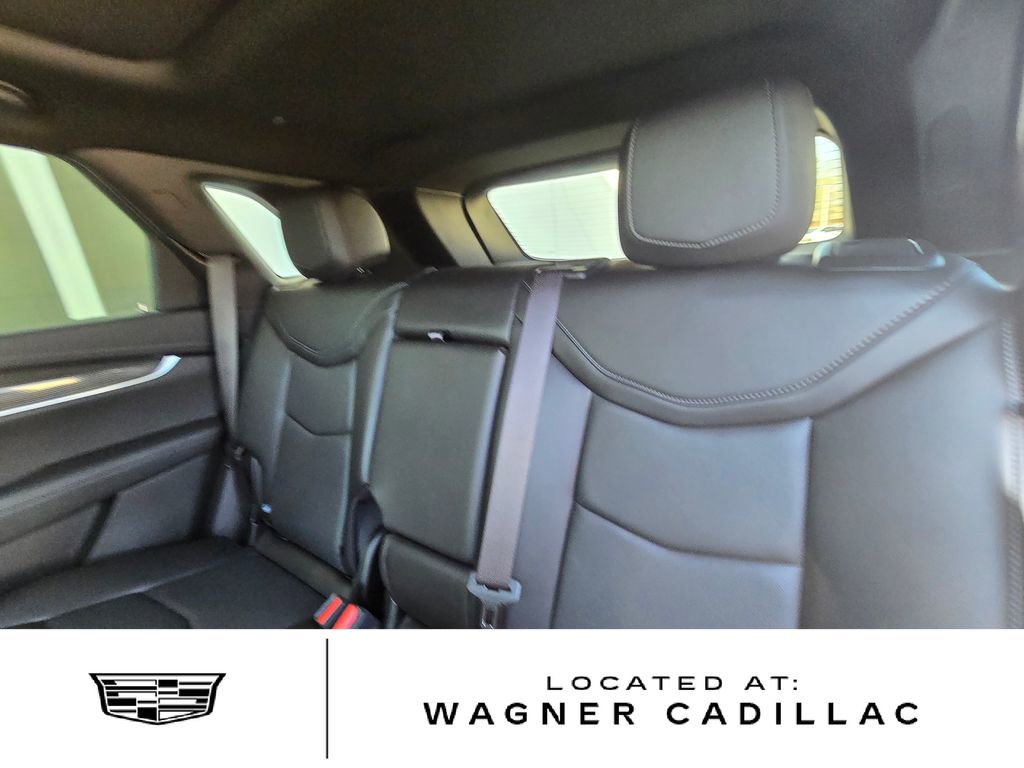 New 2025 Cadillac XT5 Sportv image 15