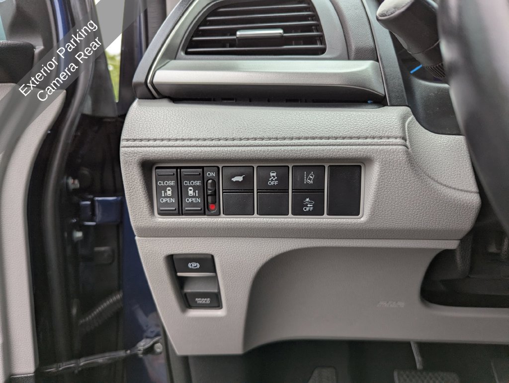 Used 2019 Honda Odyssey EX-L image 16
