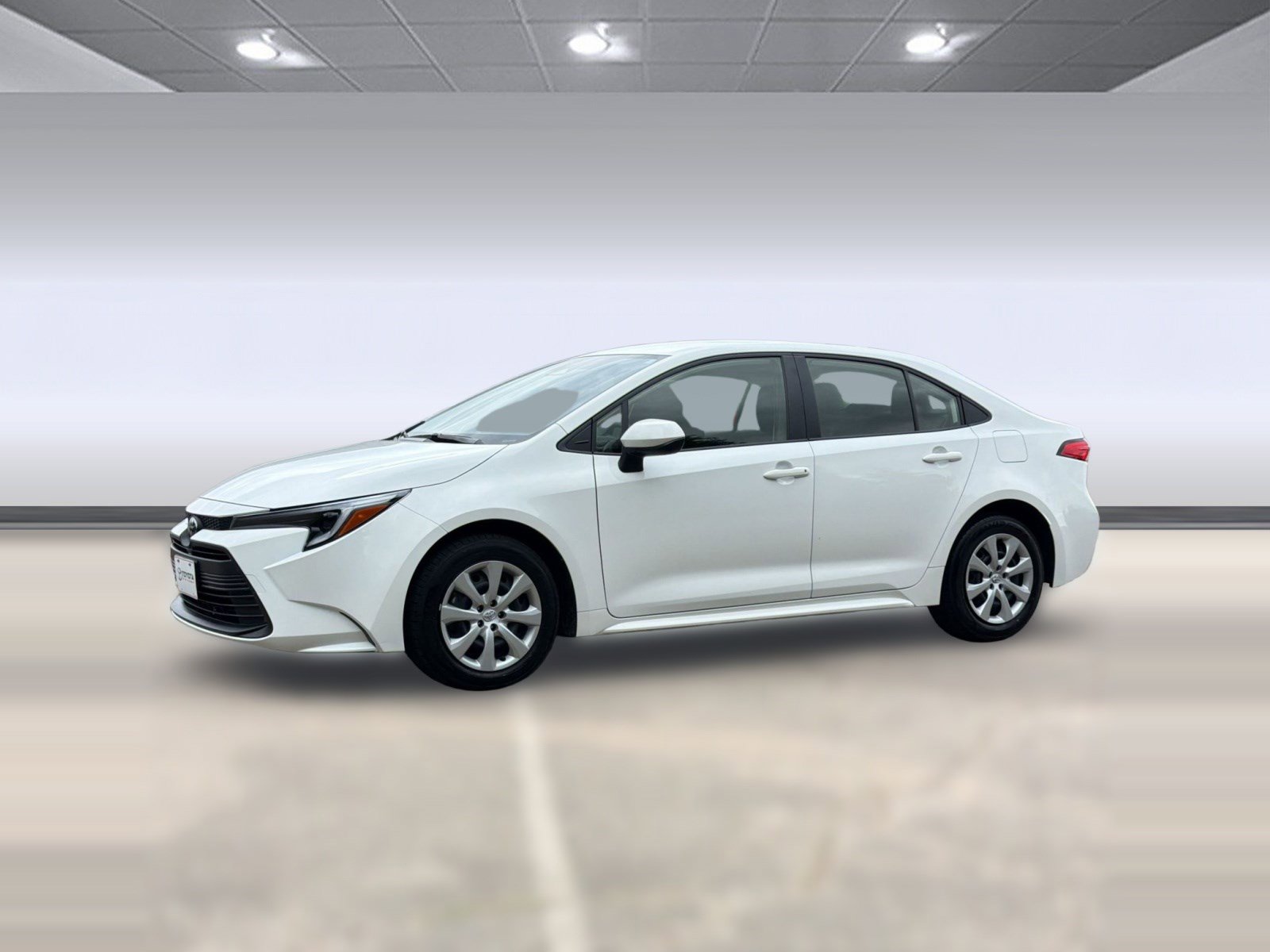 Used 2026 Toyota Corolla LE FWD image 2