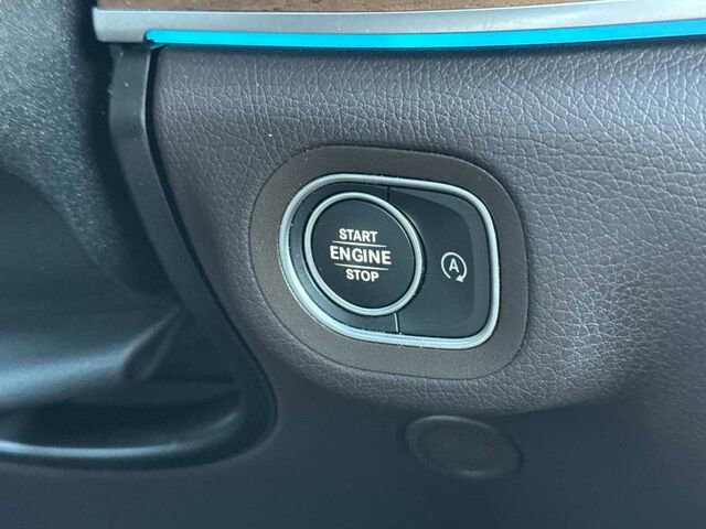 Used 2021 Mercedes-Benz GLS 450 4MATIC image 30