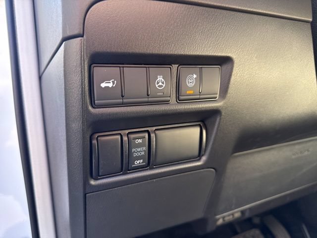 Used 2024 Nissan Armada Platinum w/ Captain's Chairs Package AWD/4WD image 22