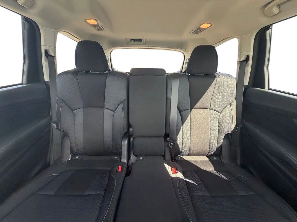 Used 2023 Subaru Ascent Premium AWD/4WD image 26