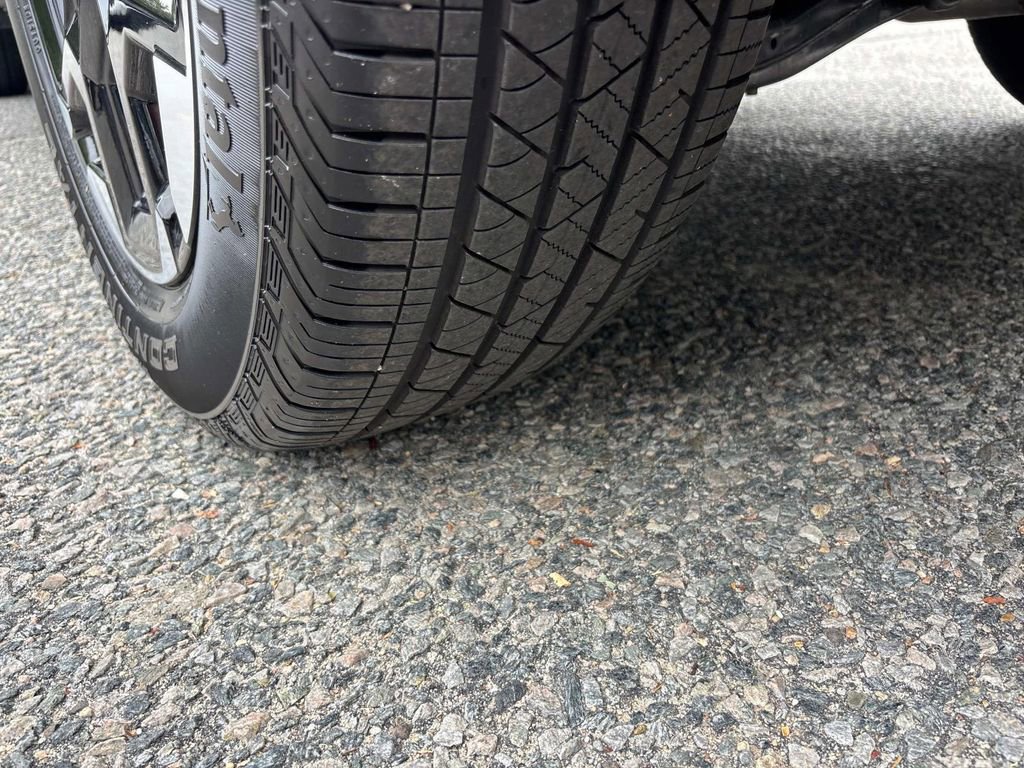 Used 2025 Kia Sorento S w/ Panoramic Sunroof Package image 7