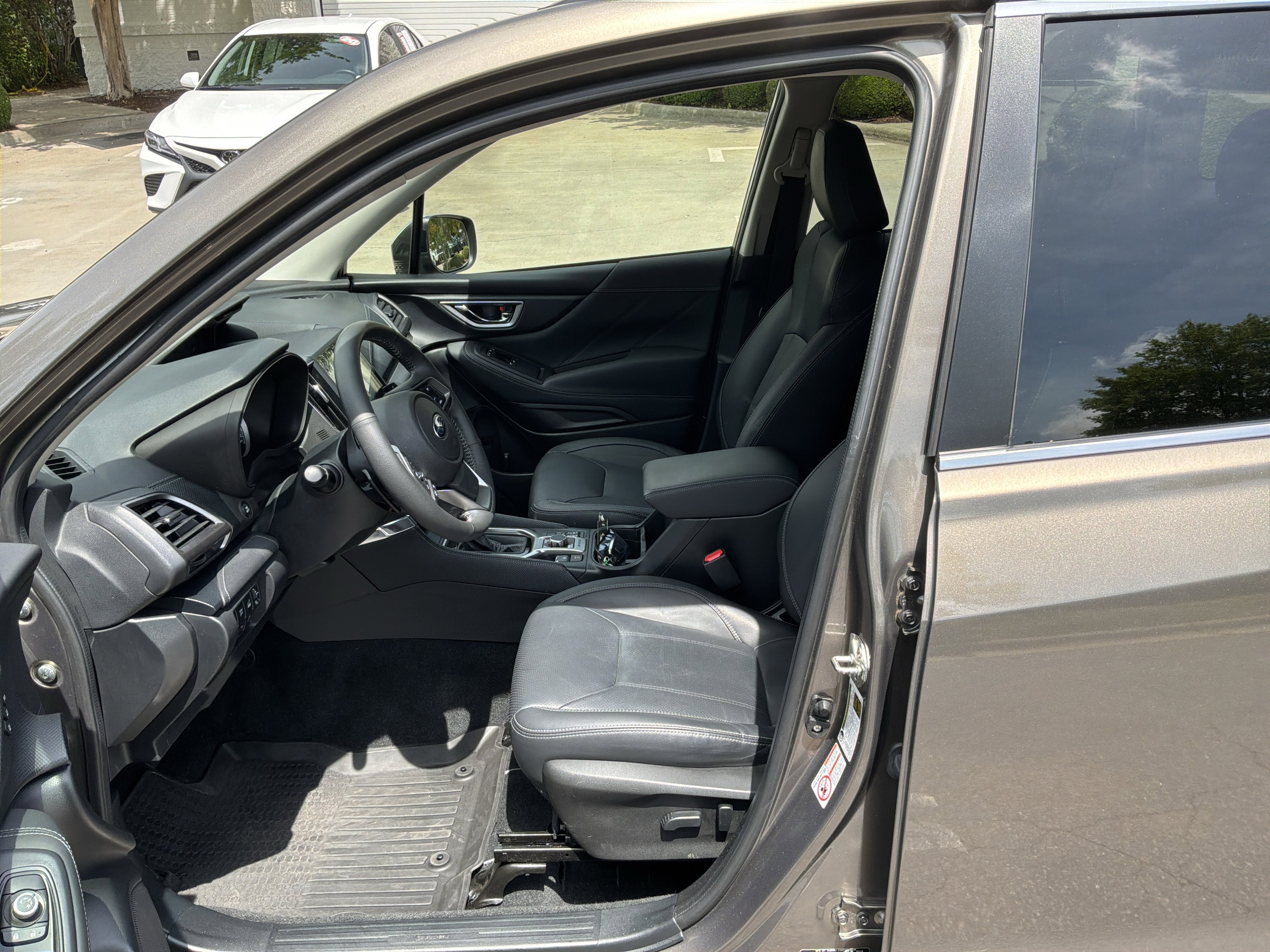 Used 2019 Subaru Forester Touring w/ Popular Package #3 AWD/4WD image 16