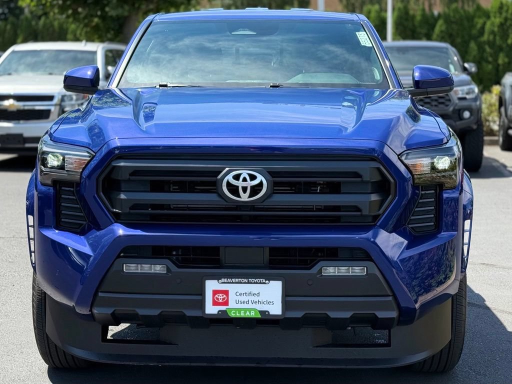 Certified 2025 Toyota Tacoma SR5 AWD/4WD image 8