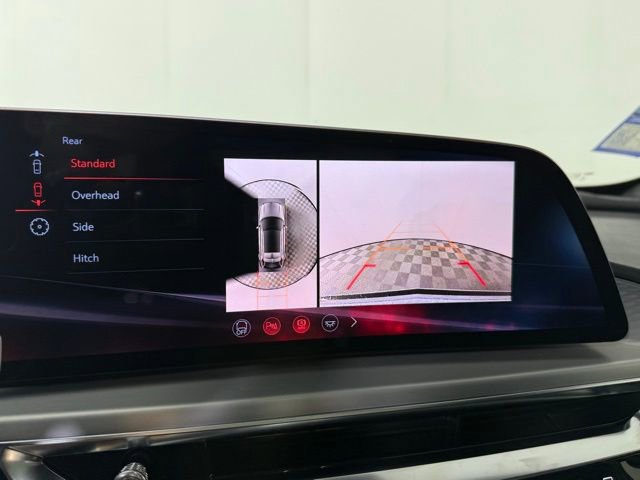 New 2026 Cadillac Lyriq V AWD/4WD image 18