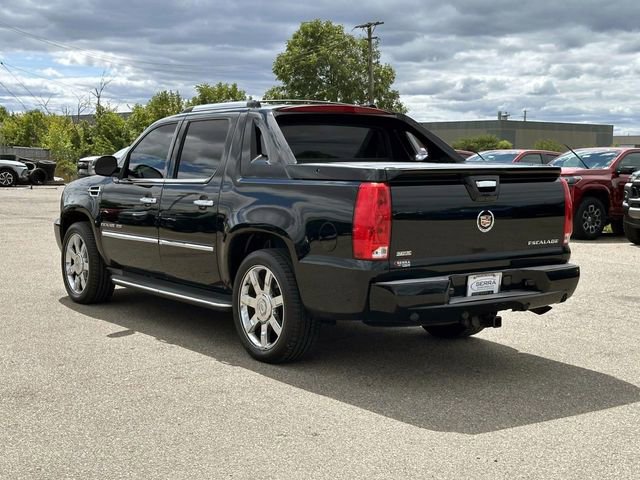 Used 2012 Cadillac Escalade EXT Luxury image 5