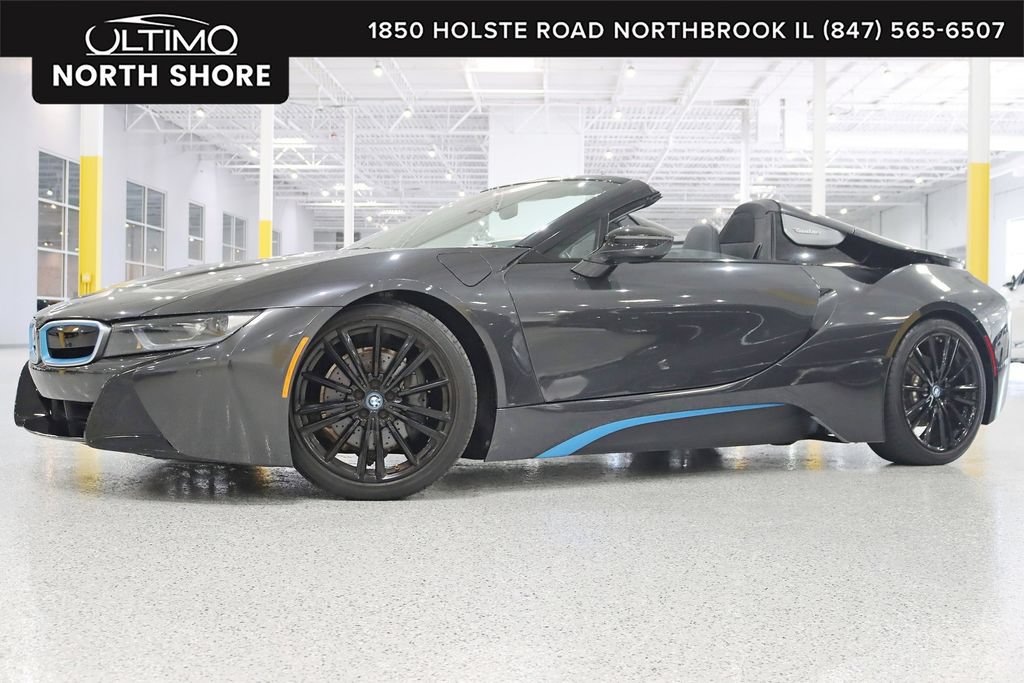 Used 2019 BMW i8 Roadster AWD/4WD video 1