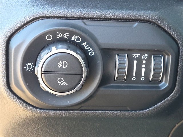 Used 2020 Jeep Gladiator Overland w/ Popular Equipment Package image 25