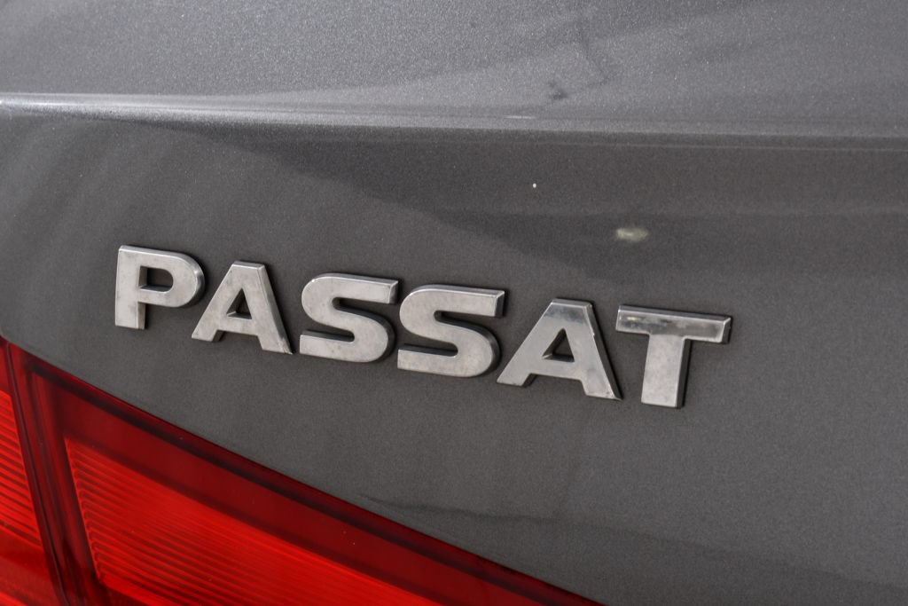 Used 2015 Volkswagen Passat 1.8T Wolfsburg Edition FWD image 22