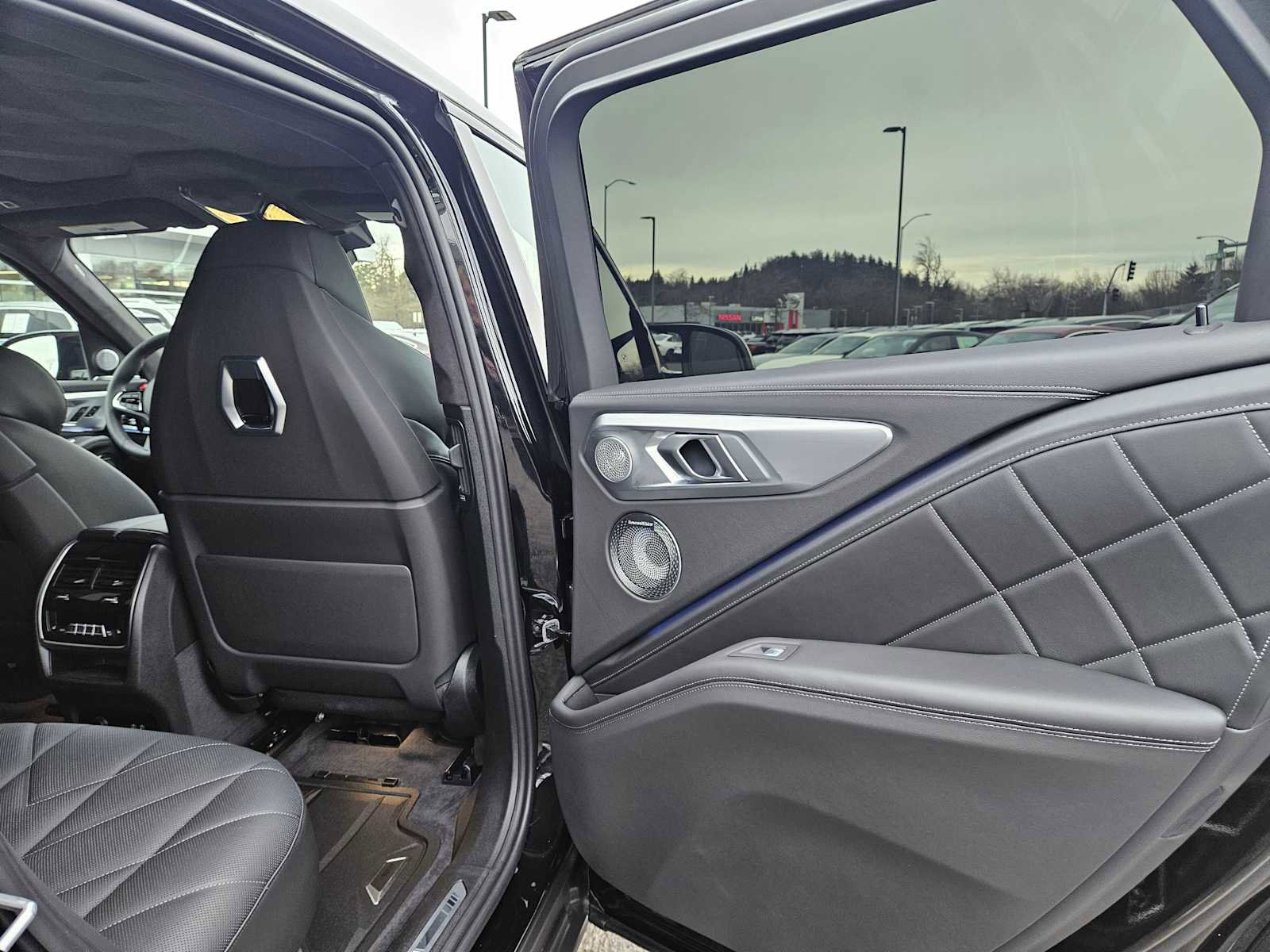 Used 2025 BMW XM image 14