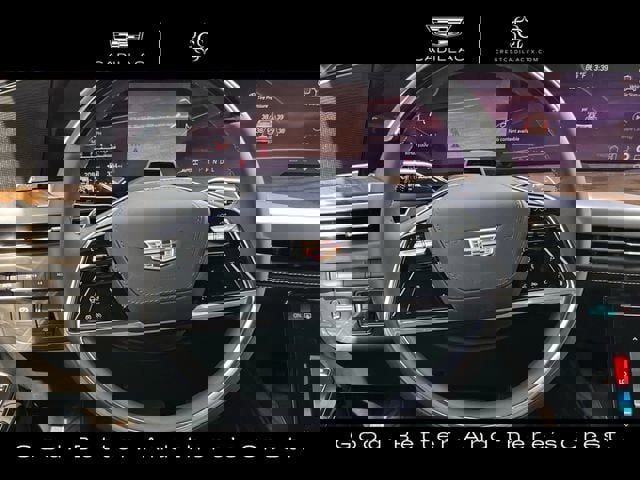 Certified 2026 Cadillac Escalade ESV Platinum Sport w/ LPO, ONYX Package AWD/4WD image 16