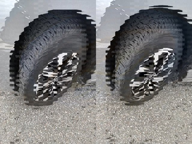 Certified 2023 Volkswagen Jetta S image 4