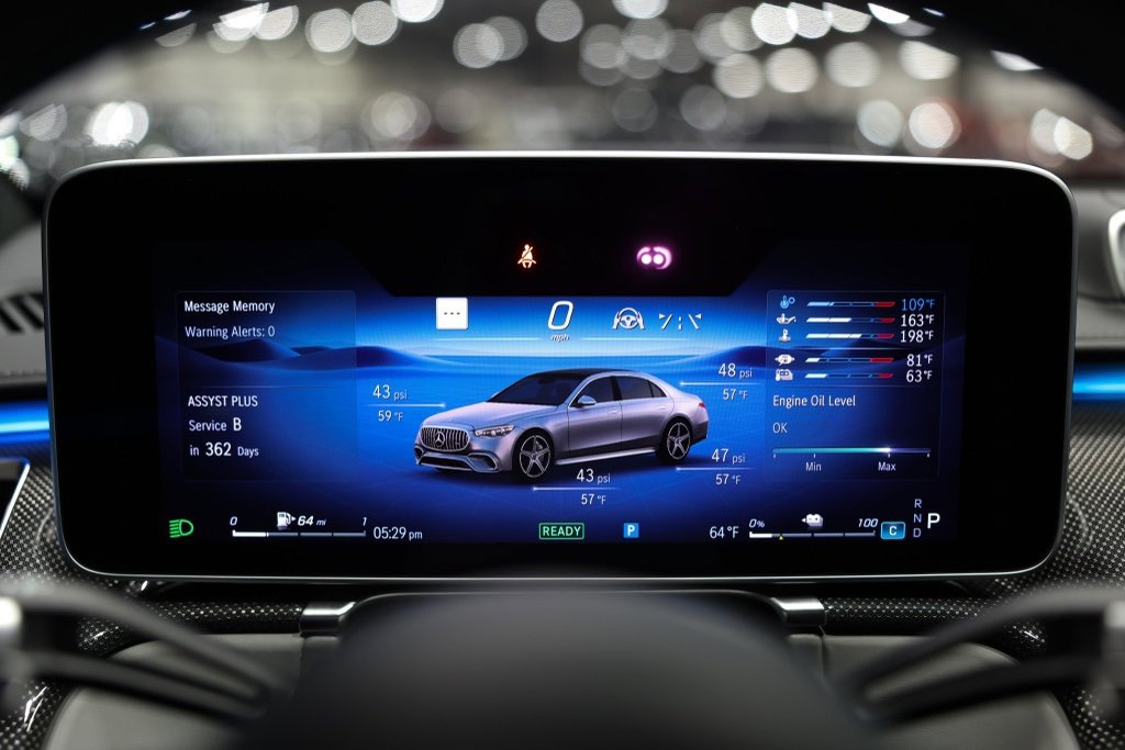 Used 2025 Mercedes-Benz S 63 AMG S image 54