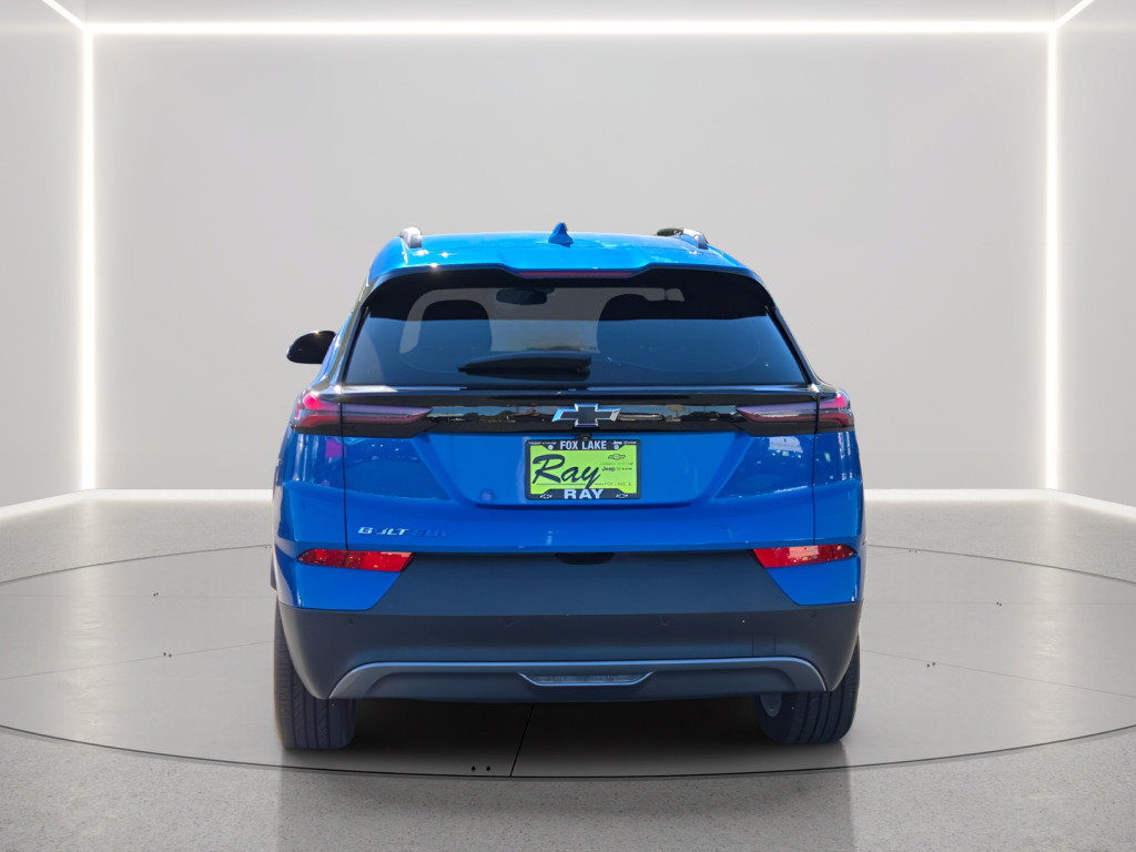 Certified 2023 Chevrolet Bolt EUV LT w/ Comfort Package FWD image 17