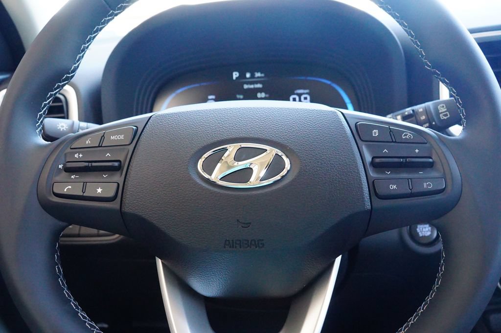 New 2026 Hyundai Venue SEL FWD image 13