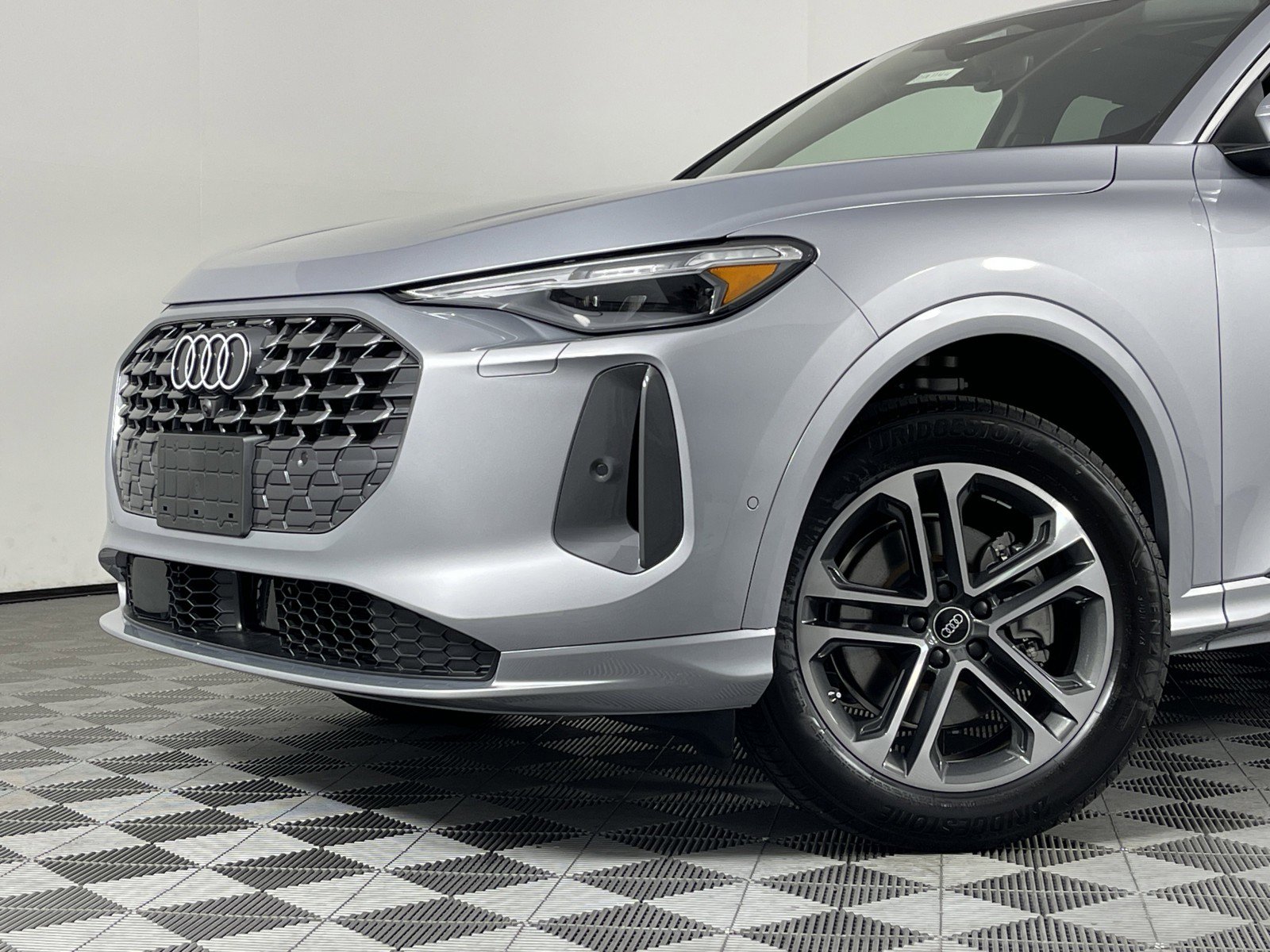 New 2025 Audi Q5 Premium Plus w/ Premium Plus image 6