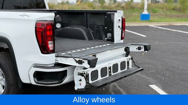 Used 2022 GMC Sierra 1500 Elevation image 17