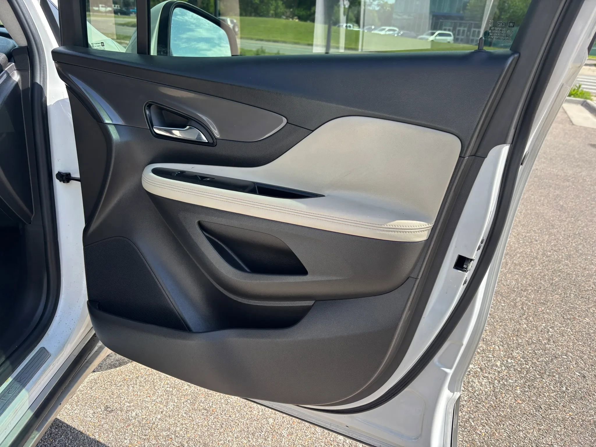 Used 2018 Buick Encore Preferred FWD image 22