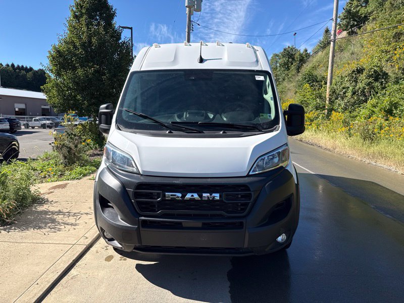 Used 2025 RAM ProMaster 2500 w/ Convenience Group FWD image 2