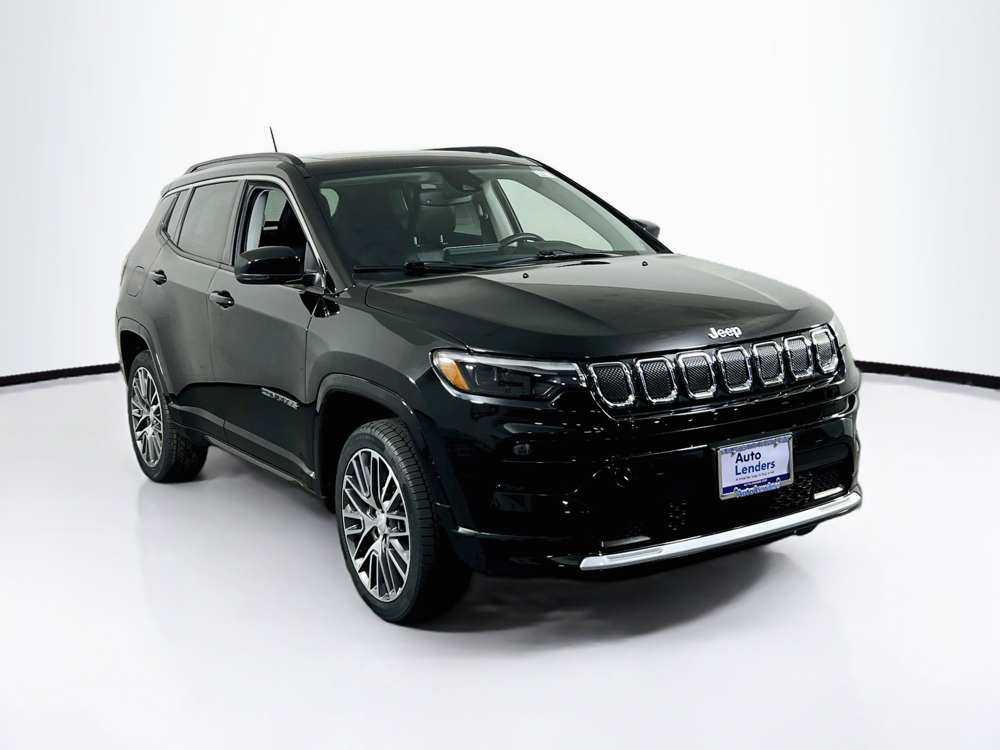 Used 2022 Jeep Compass Limited w/ Elite Group AWD/4WD image 3