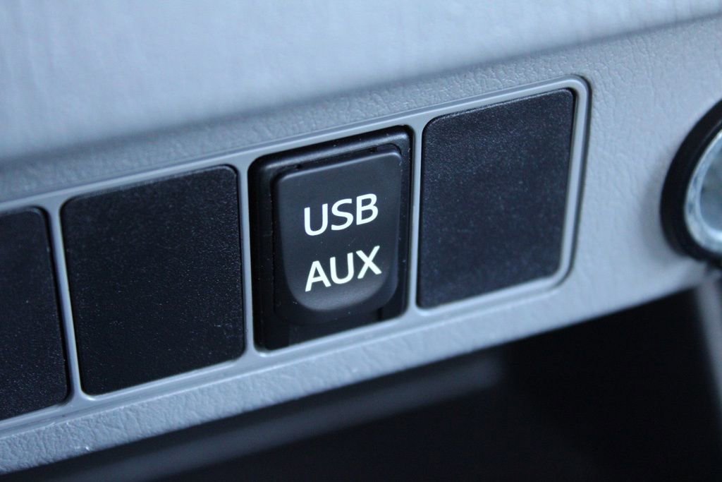 Used 2014 Toyota Tacoma Base image 23