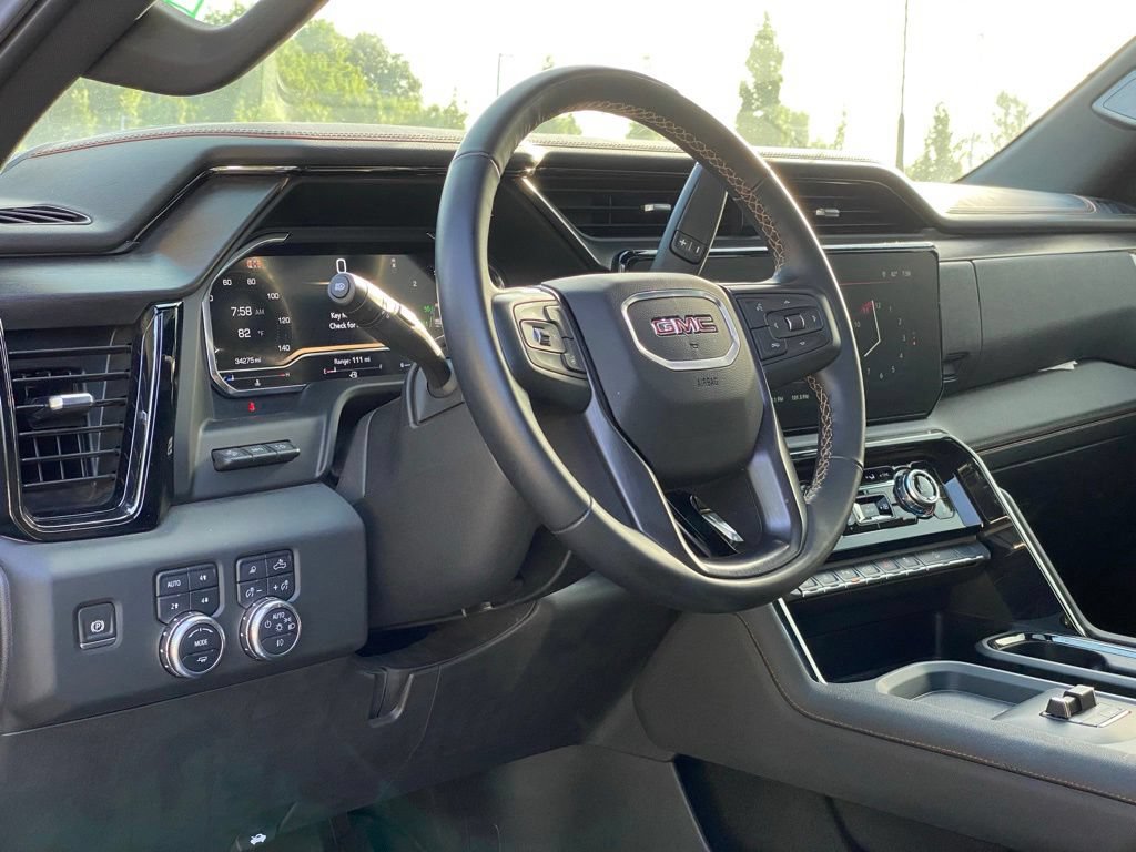 Used 2024 GMC Sierra 2500 AT4 w/ AT4 Premium Plus Package AWD/4WD image 7