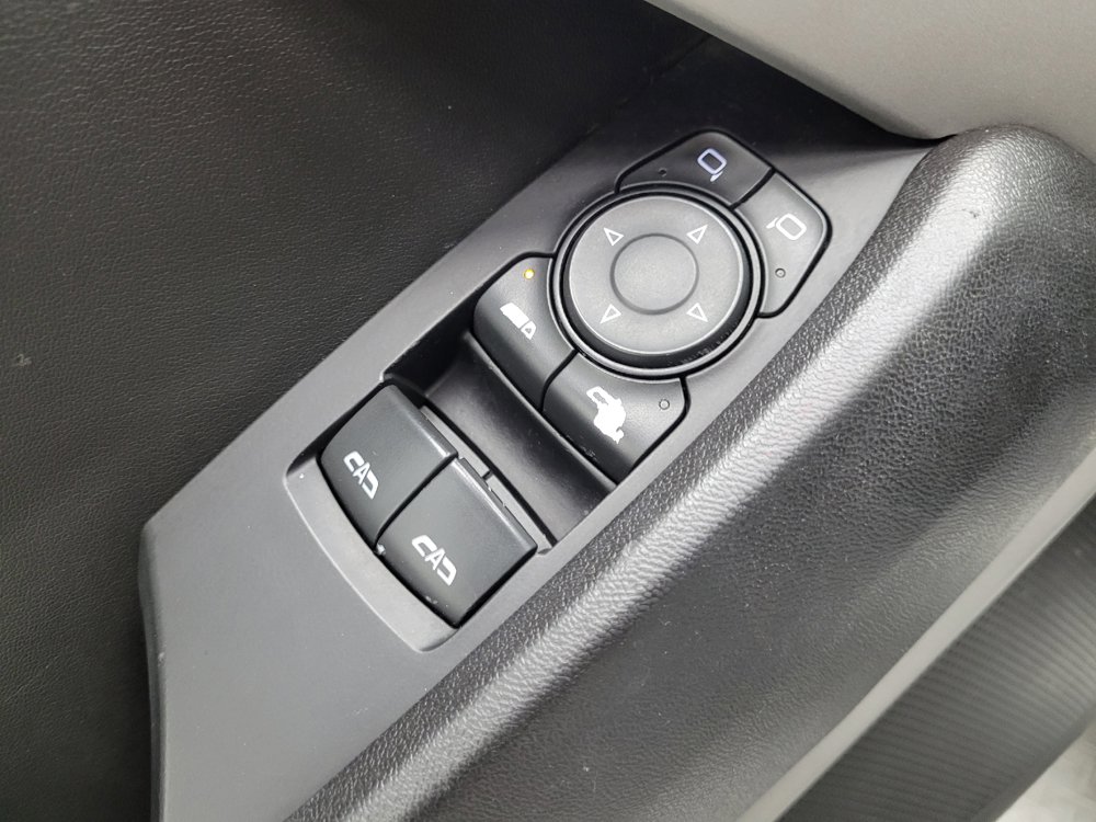 Used 2020 Chevrolet Camaro LT RWD image 27