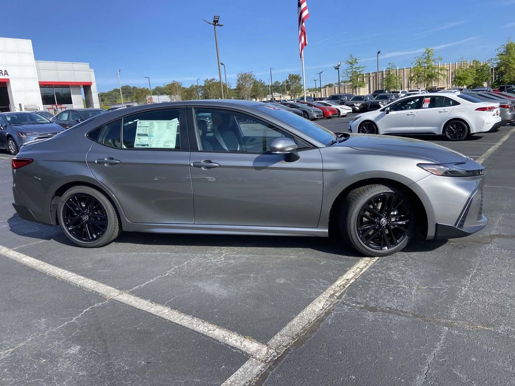 New 2026 Toyota Camry SE FWD image 2