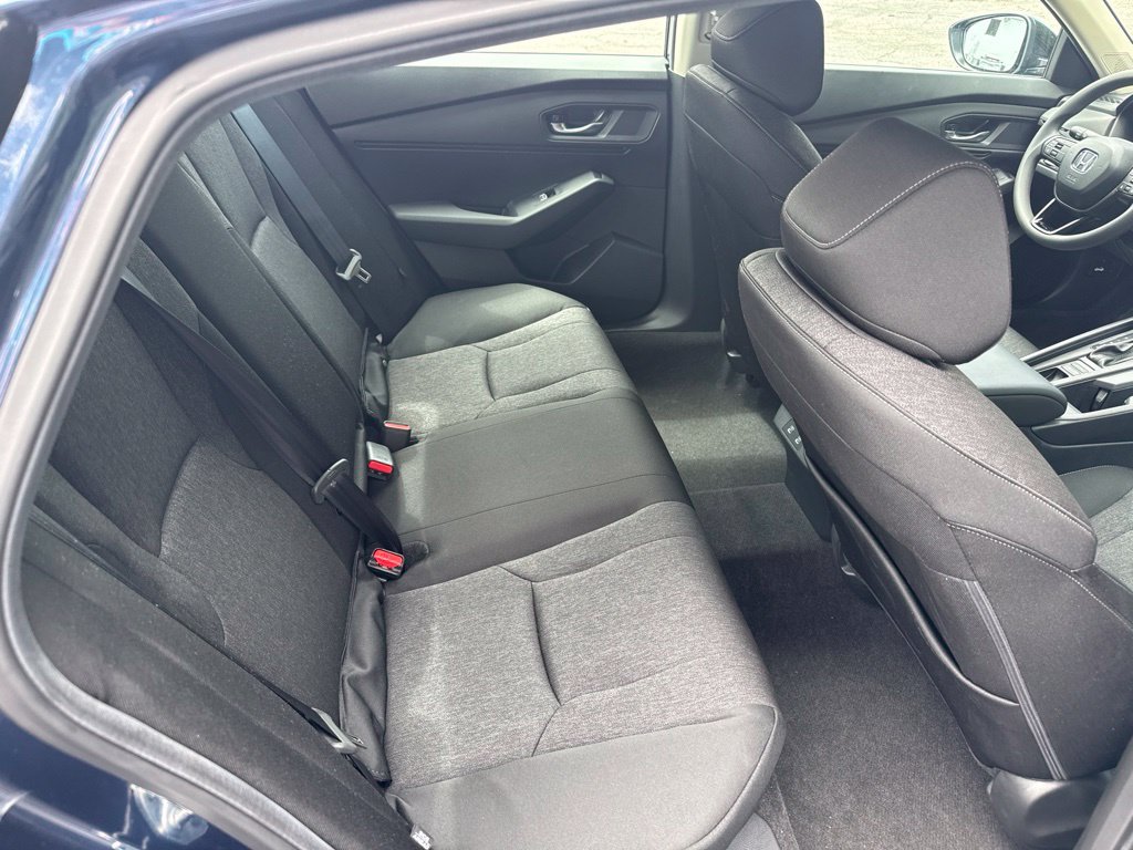 Used 2025 Honda Accord SE image 8