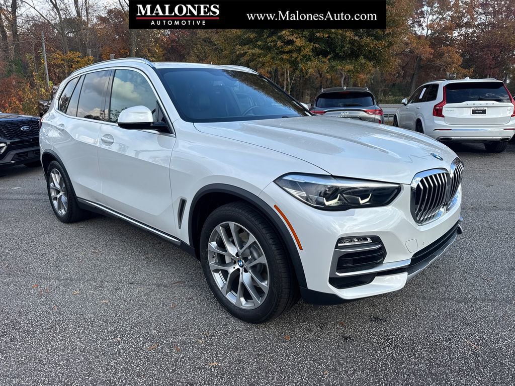 Used 2019 BMW X5 xDrive40i w/ Premium Package 2